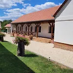 Guest house Vegvari Vendeghaz Magyarboly