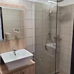 Vegvari Vendeghaz Guest house *
